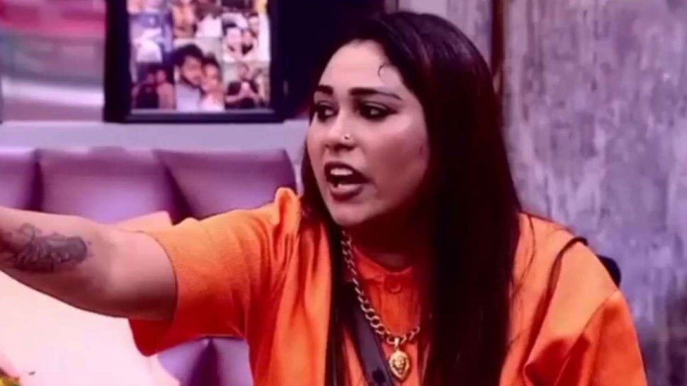 Bigg Boss 15: अफसाना खान ने बड़ी बेरहमी से खुद को मारा, बुलाना पड़ा डॉक्टर!