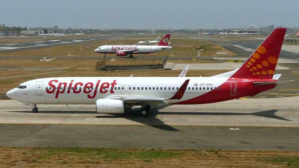 SpiceJet: फ्लाइट से यात्रा करने वालों के लिए खुशखबरी! अब उड़ान के दौरान ही कर सकेंगे Cab Booking