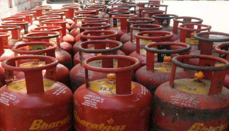 LPG ਸਿਲੰਡਰ ਲੈਣ ਲਈ ਨਹੀਂ ਹੁਣ ਲੰਬੀਆਂ ਲਾਈਨਾਂ ਵਿਚ ਲੱਗਣ ਦੀ ਲੋੜ,ਇਕ ਫੋਨ ਘੁੰਮਾਓ ’ਤੇ ਮਿੰਟਾਂ ਵਿਚ ਮਿਲੇਗਾ LPG
