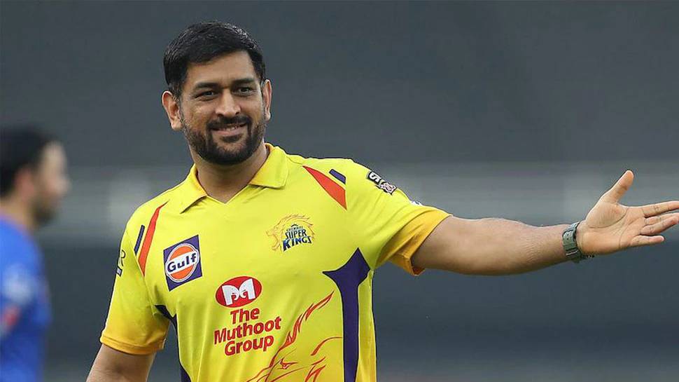 IPL के अगले सीजन में दो नई टीम होंगी शामिल, महेंद्र सिंह धोनी के बारे में बड़ा खुलासा-इस टीम की ओर खेलेंगे