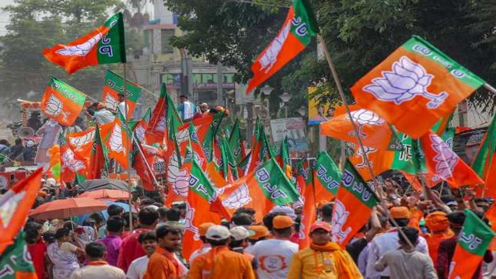 UP में मंत्रियों-विधायकों के कामकाज का फीडबैक ले रही BJP, लगेगा 'काम नहीं तो टिकट नहीं' फॉर्म्यूला