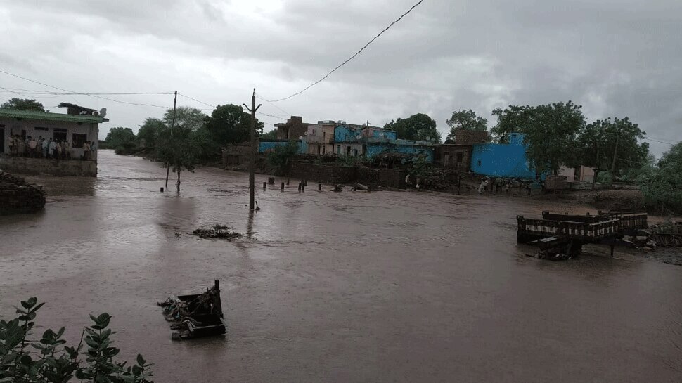 Baran में मूसलाधार बारिश से जनजीवन प्रभावति, सड़कों पर भरा पानी और खड़ी फसलें हुई तबाह