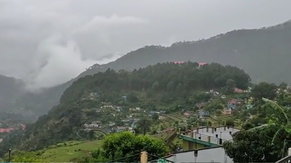 बद्रीनाथ धाम जाने वाले यात्रियों को चमोली प्रशासन ने रास्ते में रोका, 2 दिनों तक नहीं कर सकेंगे दर्शन