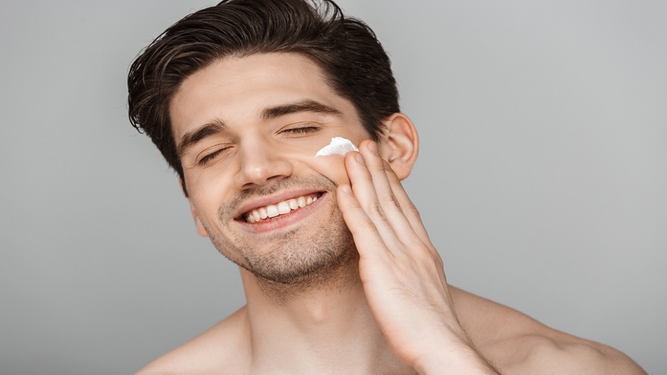 Skin Care for Men: पुरुषों के चेहरे को आकर्षक बनाएंगे ये खास उपाय, सिर्फ एक बार आजमा कर देखें