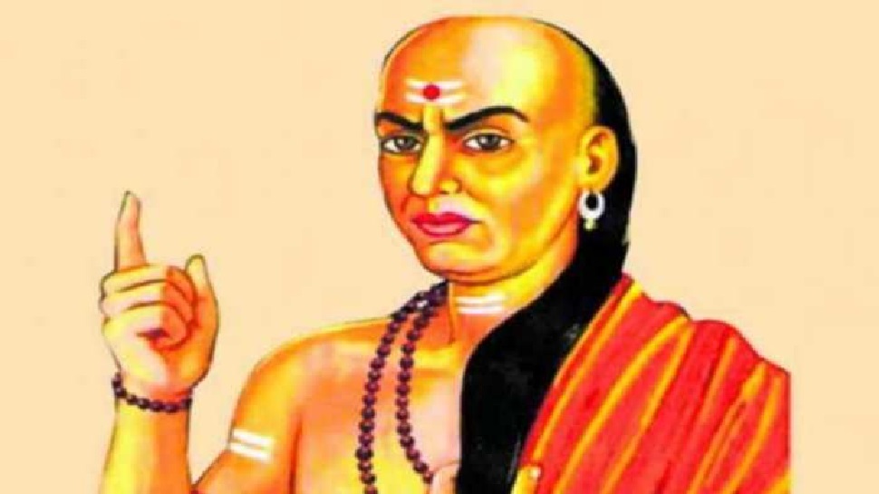 Chanakya Niti: दुश्मन की हर चाल को करना ...