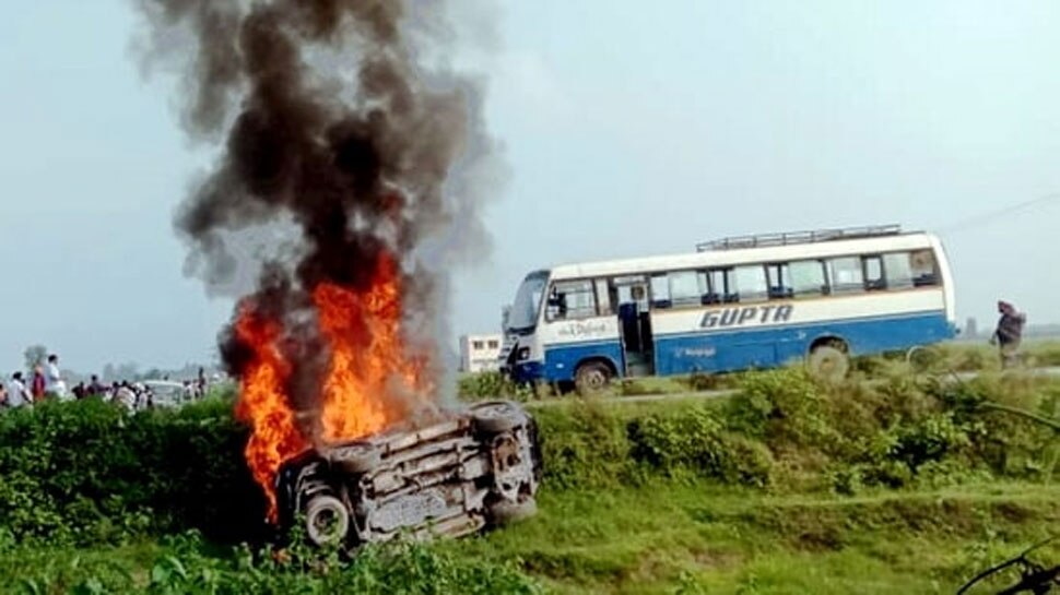 लखीमपुर कांड: बीजेपी नेता समेत 4 गिरफ्तार, किसानों को कुचलने वाली कार में थे सवार