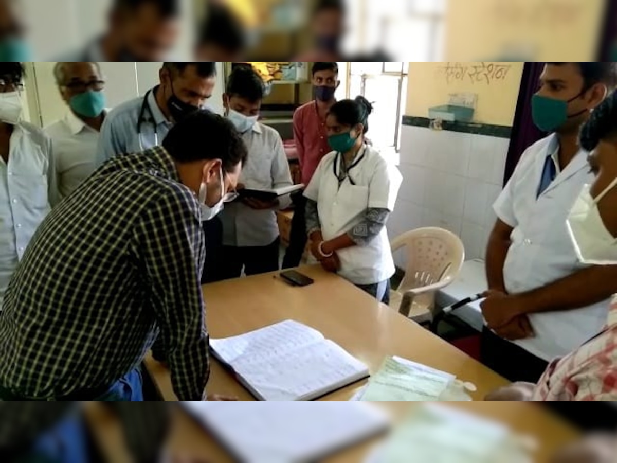 SDM राहुल जैन अस्पताल का औचक निरीक्षण करने पहुंचे