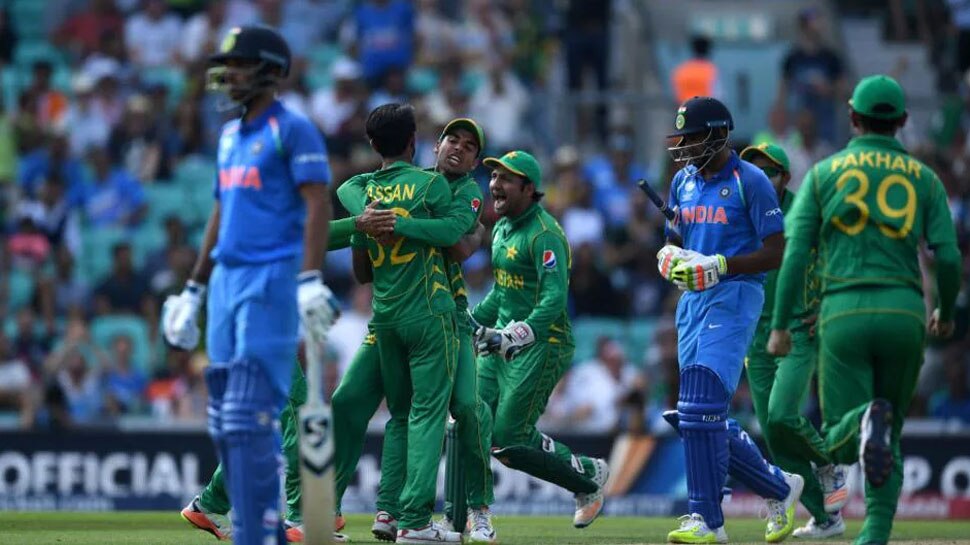 T20 World Cup 2021: भारत-पाकिस्तान मैच से पहले बड़ा खतरा! घातक फॉर्म में है टीम इंडिया का बड़ा 'दुश्मन'