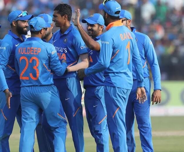 T20 World Cup: इस दिग्गज ने कोहली को बताई कैसी हो प्लेइंग इलेवन, इस खिलाड़ी पर जताया भरोसा