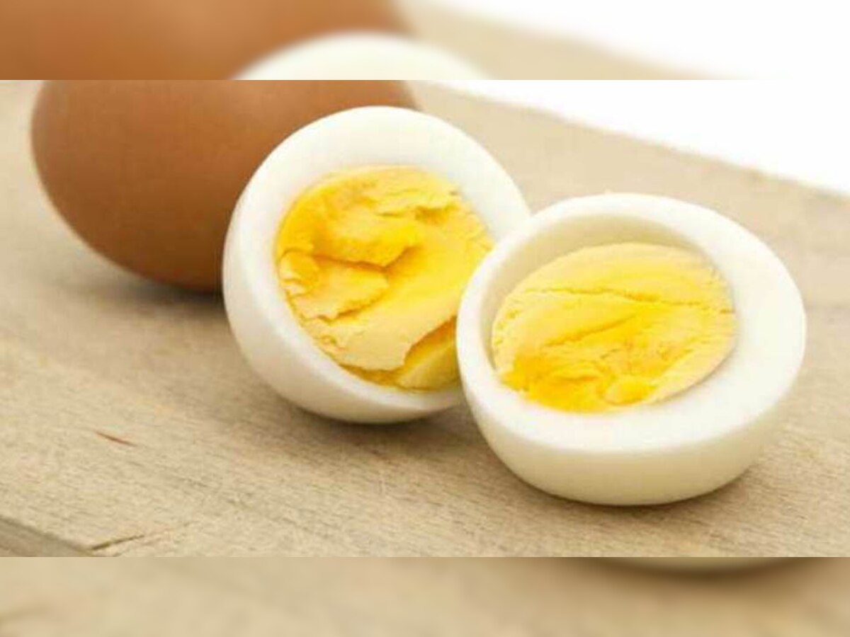 Egg White: अंडे के सफेद भाग का ऐसा रंग खतरनाक बैक्टीरिया का संकेत, खाया तो हो जाएंगे बीमार