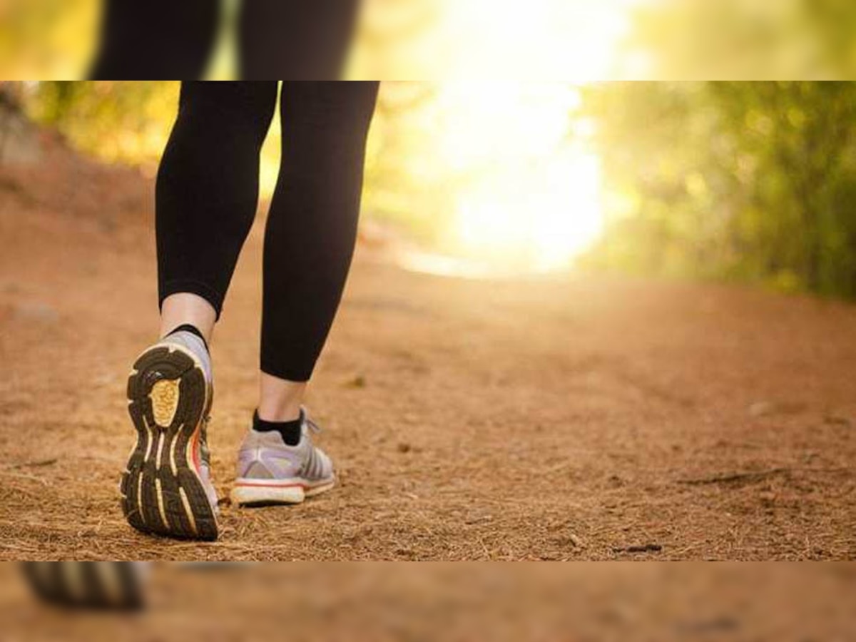 Benefits of Walking: रोजाना कितने कदम चलना आपके लिए जरूरी? अधिकतर लोग करते हैं ये गलती