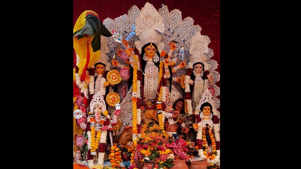 महामारी के बीच युवाओं ने चुनौतियों से जूझकर कराया ग्रीन वैली दुर्गा पूजा का सफल आयोजन