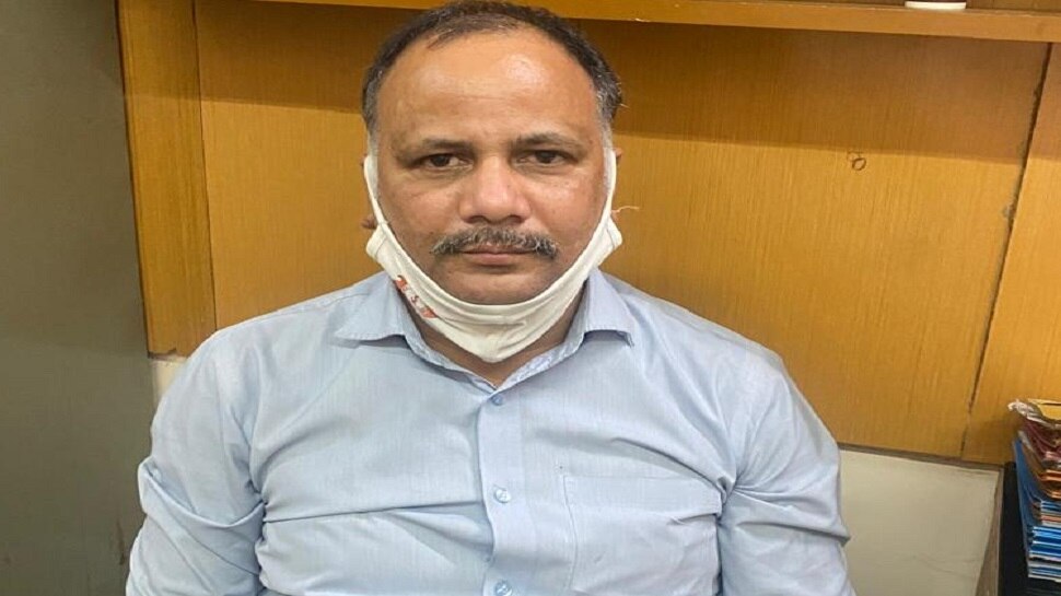 Rajasthan Pharmacy Council का कनिष्ठ लिपिक रिश्वत लेते ट्रैप, बी. फार्मा रजिस्ट्रेशन करने की एवज में मांगी रकम