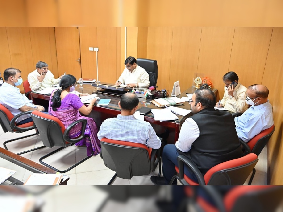 शिक्षा मंत्री गोविंद सिंह डोटासरा ने विभिन्न भर्तियों को लेकर ली बैठक.