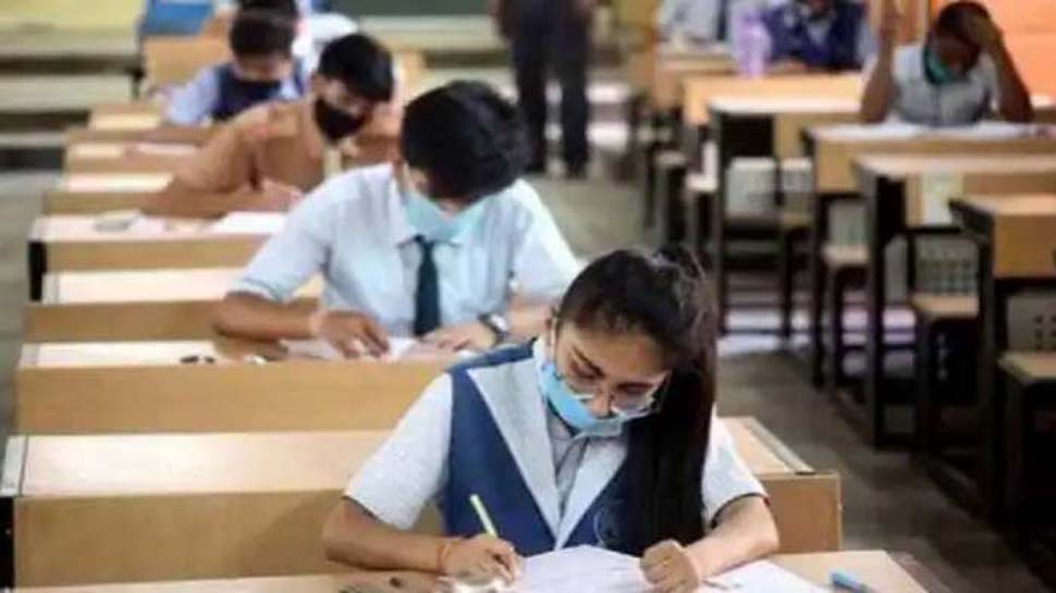 UP Board: 10वीं/12वीं की परीक्षा की तारीखों का एलान जल्द, जानें कब तक आ सकता है टाइम टेबल