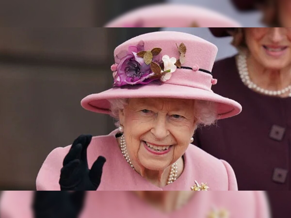 ब्रिटेन की महारानी एलिजाबेथ द्वितीय (फाइल फोटो)