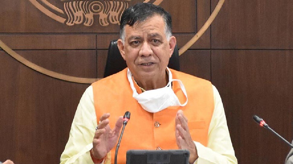 योगी के मंत्री सतीश महाना का विपक्ष पर तंज: जब-जब वे गठबंधन करते हैं, भाजपा बढ़ती है खुद घटते हैं