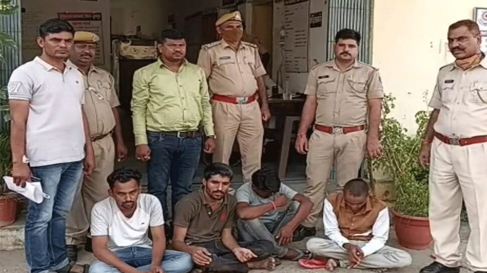 पटवारी परीक्षा के दूसरे दिन भी डमी परीक्षार्थियों का मामला, पकड़े गए 5 अभ्यर्थी