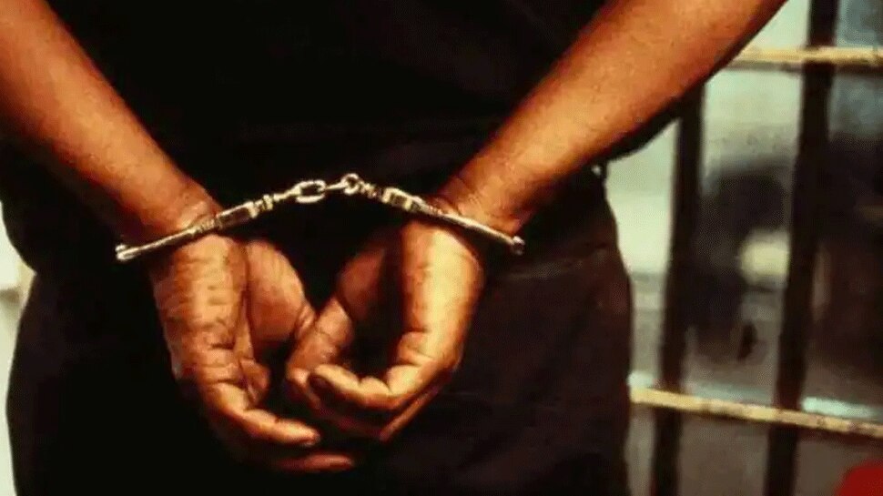 Bikaner: खाजूवाला पुलिस की बड़ी कार्रवाई, लाखों चोरी कर भागे आरोपी को किया गिरफ्तार
