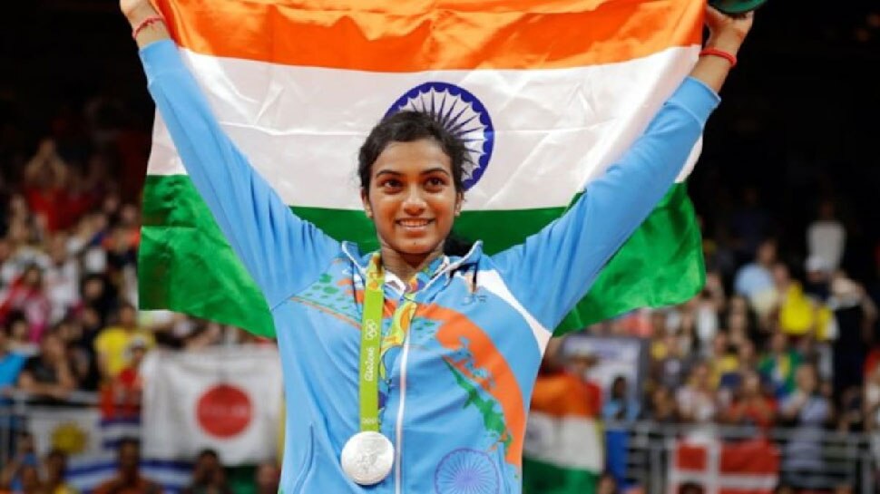 French Open: पीवी सिंधु ने किया बड़ा कमाल, साइना ने इस वजह से बीच में ही छोड़ा मैच