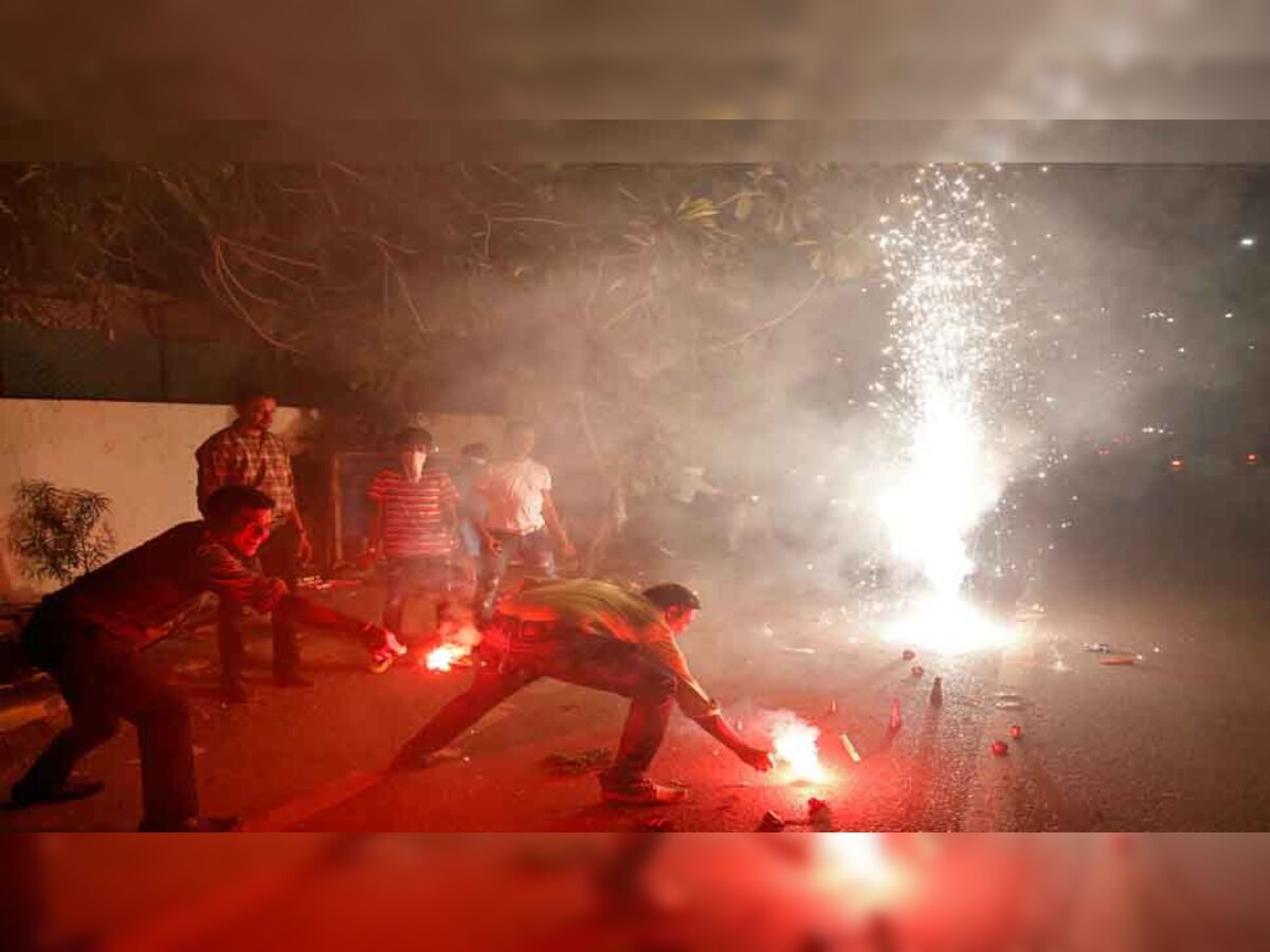 दीपावली पर पटाखे फोड़ने की गाइडलाइन जारी,  अगर ऐसा किया तो लग जाएगा 20 हजार का जुर्माना