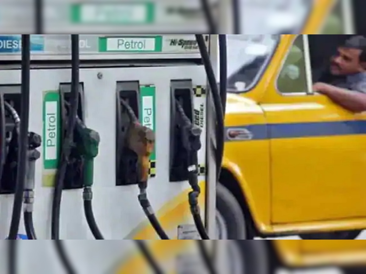 Petrol-Diesel Price:पेट्रोल-डीजल ने फिर लगाई हैट्रिक, लखनऊ में 1 लीटर तेल के लिए चुकाने होंगे इतने रुपये