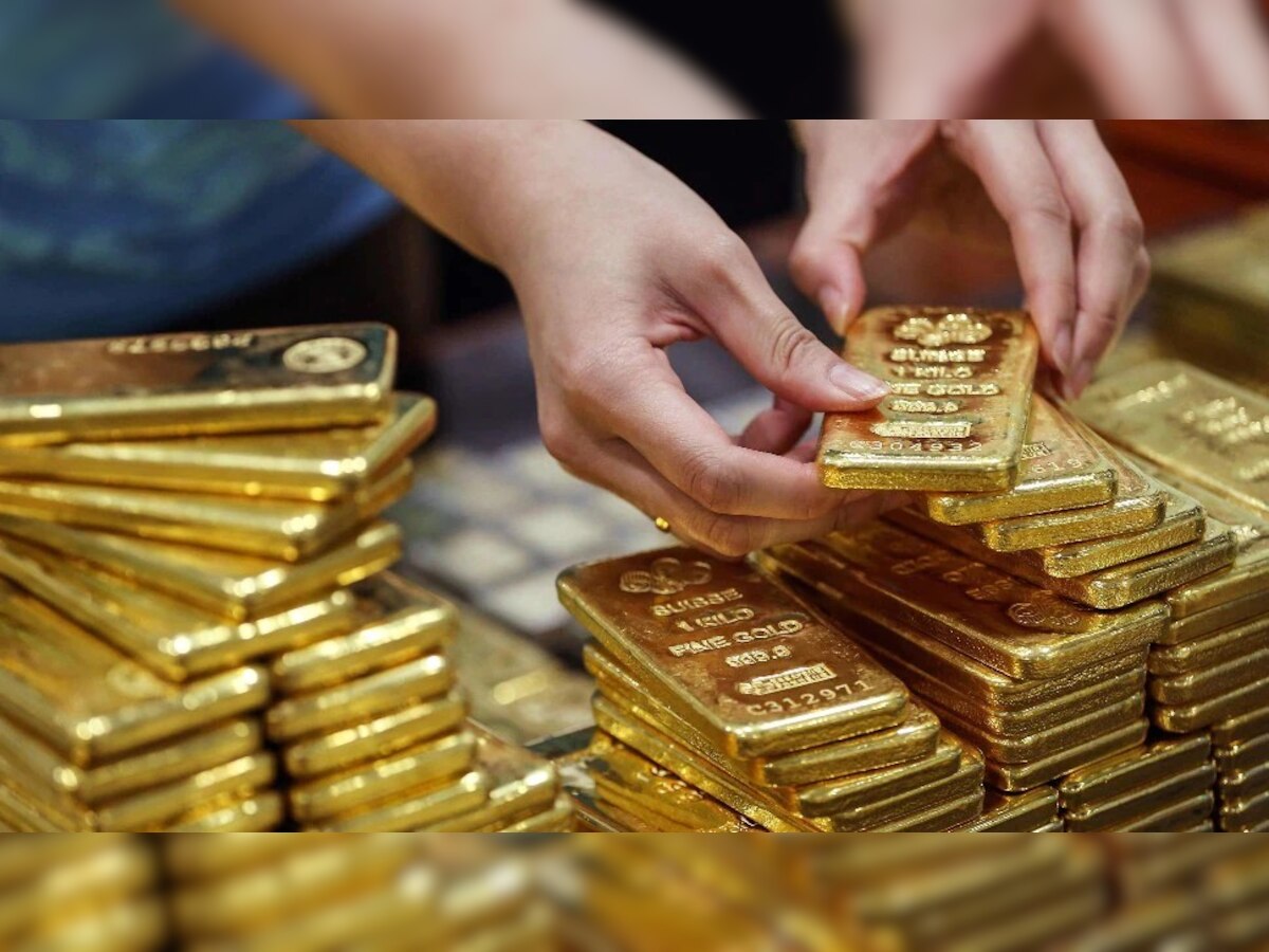 Gold Rate Today: सोने के दामों में आई गिरावट, यहां जानिए आज का रेट