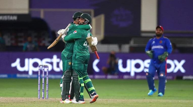 T20 World Cup: पाक की अफगानिस्तान पर जीत ने विराट की मुश्किलें बढ़ाईं, सेमीफाइनल में पहुंचेगा भारत?