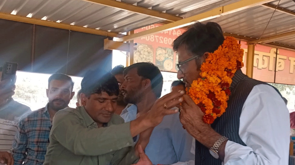 उपनेता प्रतिपक्ष राजेंद्र राठौड़ कार्यकर्ताओं से हुए रूबरू, कहा- राज्य में कानून व्यवस्थाएं बिगड़ती जा रही है