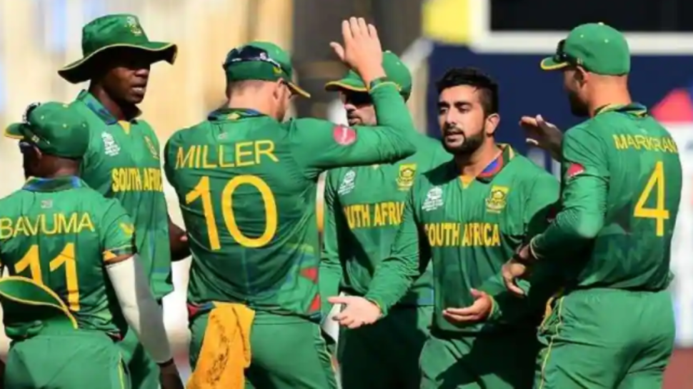 वर्ल्ड कप से दक्षिण अफ्रीका के बाहर होने पर बाउचर हुए गमजदा, बोले यह 'कड़वा घूंट' पीने की तरह वर्ल्ड कप से दक्षिण अफ्रीका के बाहर होने पर बाउचर हुए गमजदा, बोले यह 'कड़वा घूंट' पीने की तरह