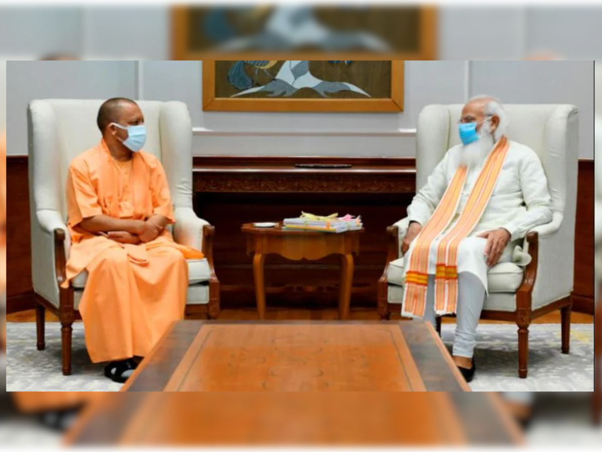 PM नरेंद्र मोदी और मुख्यमंत्री योगी आदित्यनाथ (फाइल फोटो).