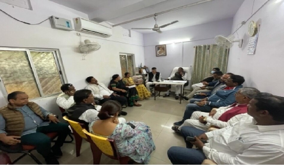 कांग्रेस विधायकों का दर्द आया बाहर, घोषणा पत्र के अनुसार काम न होने पर करेंगे CM हेमंत से बात