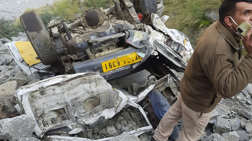 वैन हादसे का शिकार वैन हादसे का शिकार