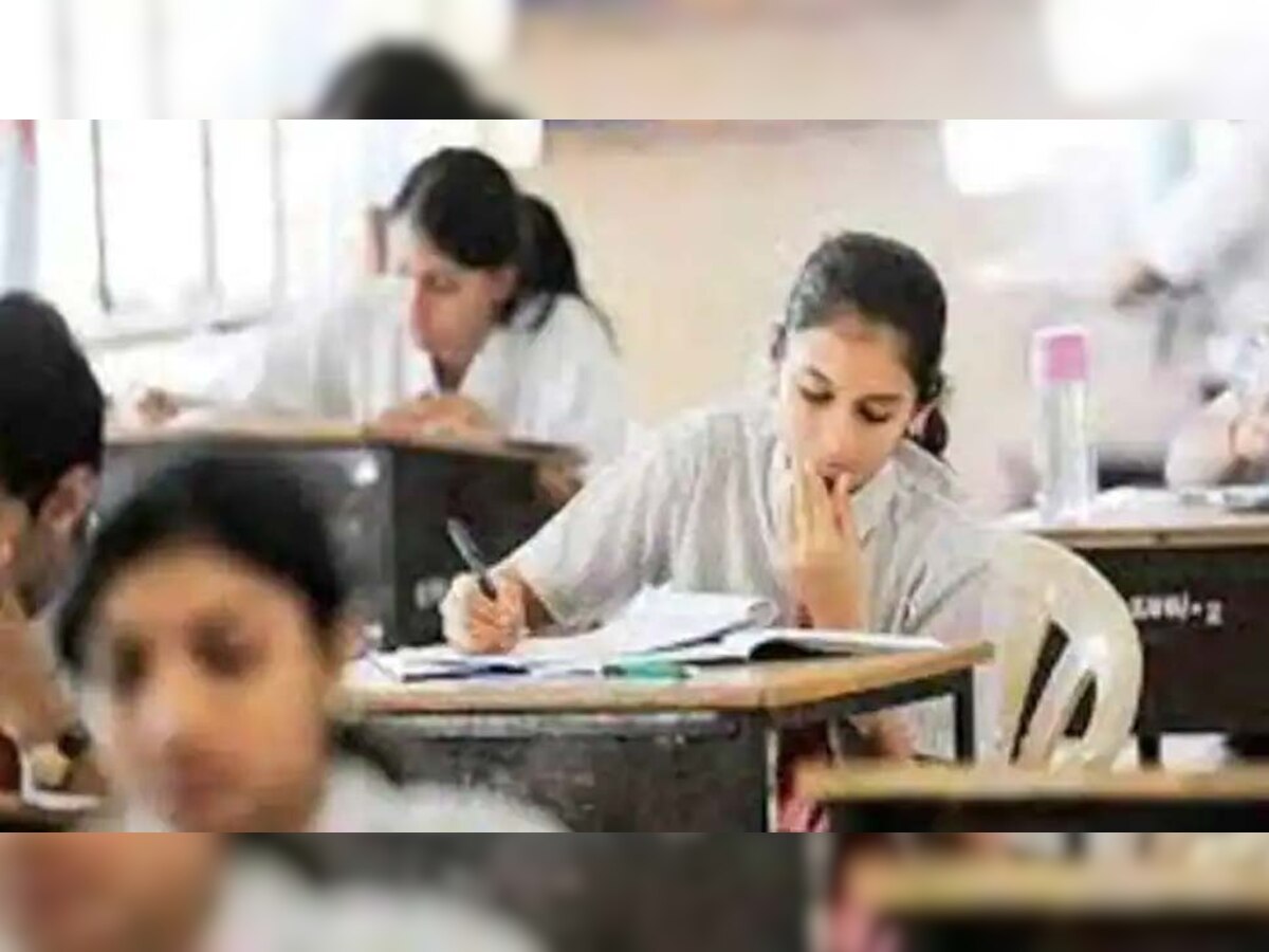 CBSE Term-1 Exam: एक्सपर्ट्स से जानिए 12वीं हिंदी की आखिरी समय में तैयारी के टिप्स, मिलेंगे अच्छे अंक