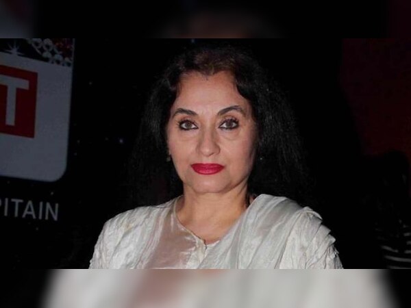 सलमा आगा 