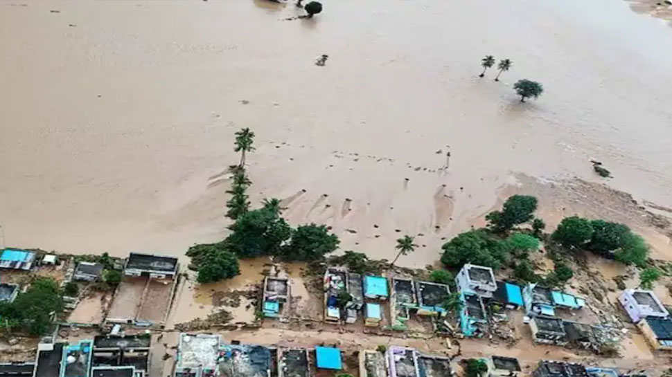 Flodd situation andhra pradesh, ysr chief and cm jagan mohan reddy took ...