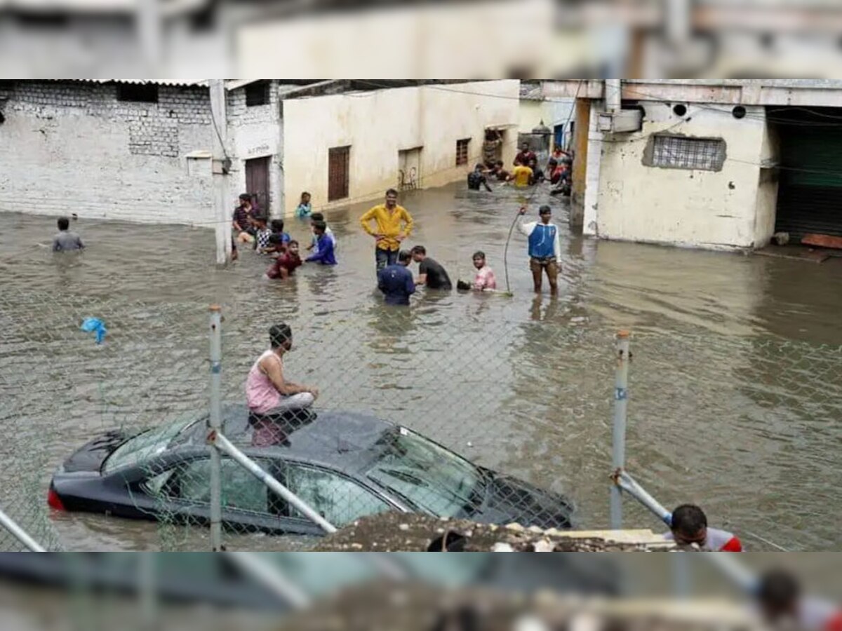 Flodd situation andhra pradesh, ysr chief and cm jagan mohan reddy took ...