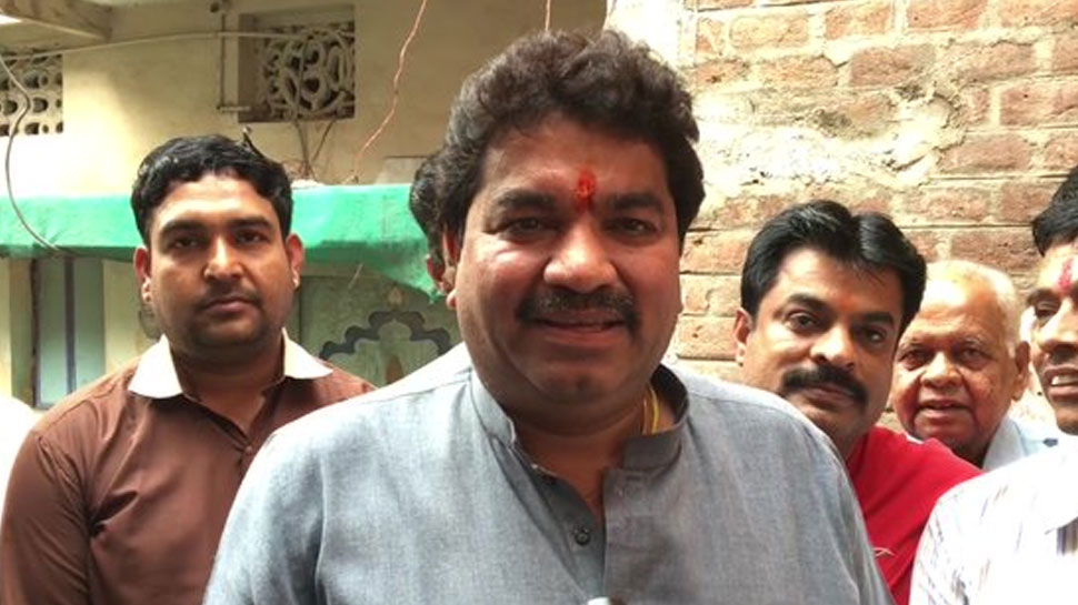 कांग्रेस MLA का अनोखा ऐलान, 'हर महीने 600 लोगों को कराऊंगा अयोध्‍या की यात्रा'