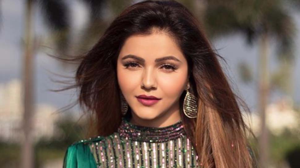 रुबीना को ऐसे-ऐसे मैसेज कर रहे हैं उनके फैंस, तंग आकर अब एक्ट्रेस ने कह डाली ये बात