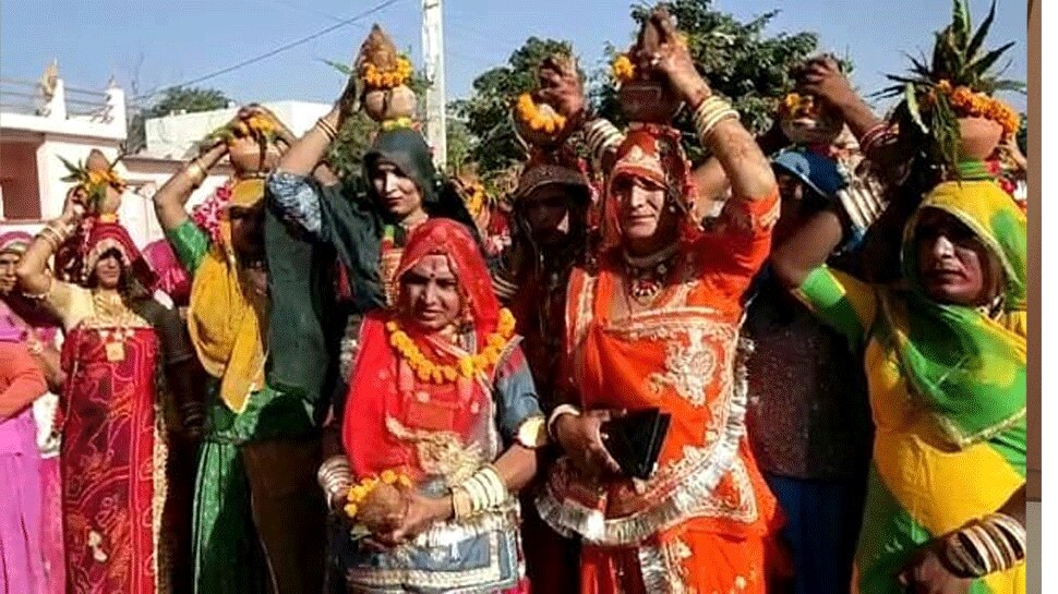 Nagaur के नांवा में महायज्ञ को लेकर किन्नरों ने निकाली कलश यात्रा