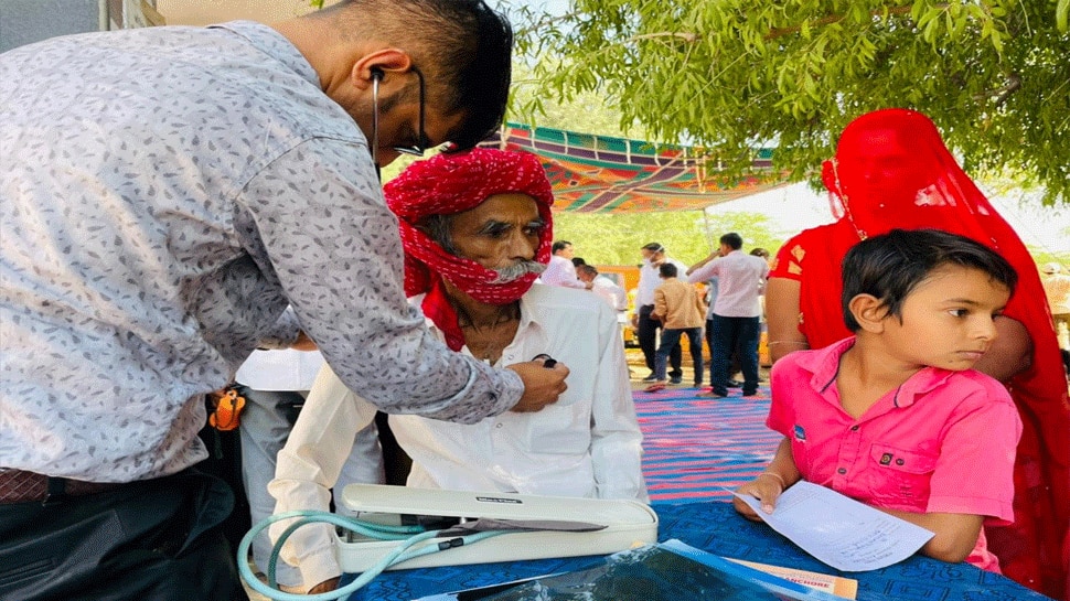 Jalore: भीनमाल के गांवों में चिकित्सा टीम दे रही बेहतर सेवाएं, ग्रामीणों को मिल रहा स्वास्थ्य लाभ