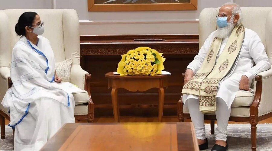 PM मोदी से मिलीं ममता बनर्जी, त्रिपुरा और BSF के मुद्दे पर की बात 
