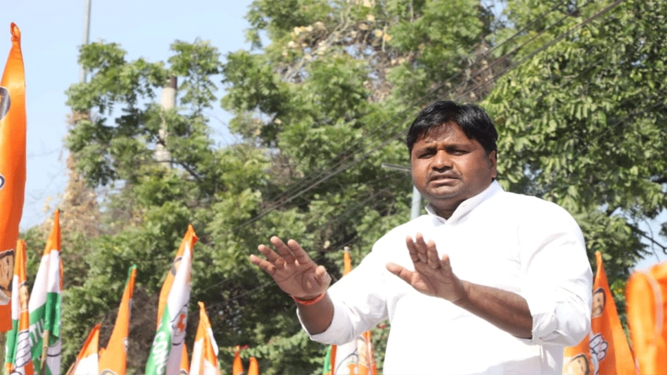 केंद्र की नीतियों के खिलाफ यूथ कांग्रेस का प्रदर्शन, निकाली जनजागरण पदयात्रा