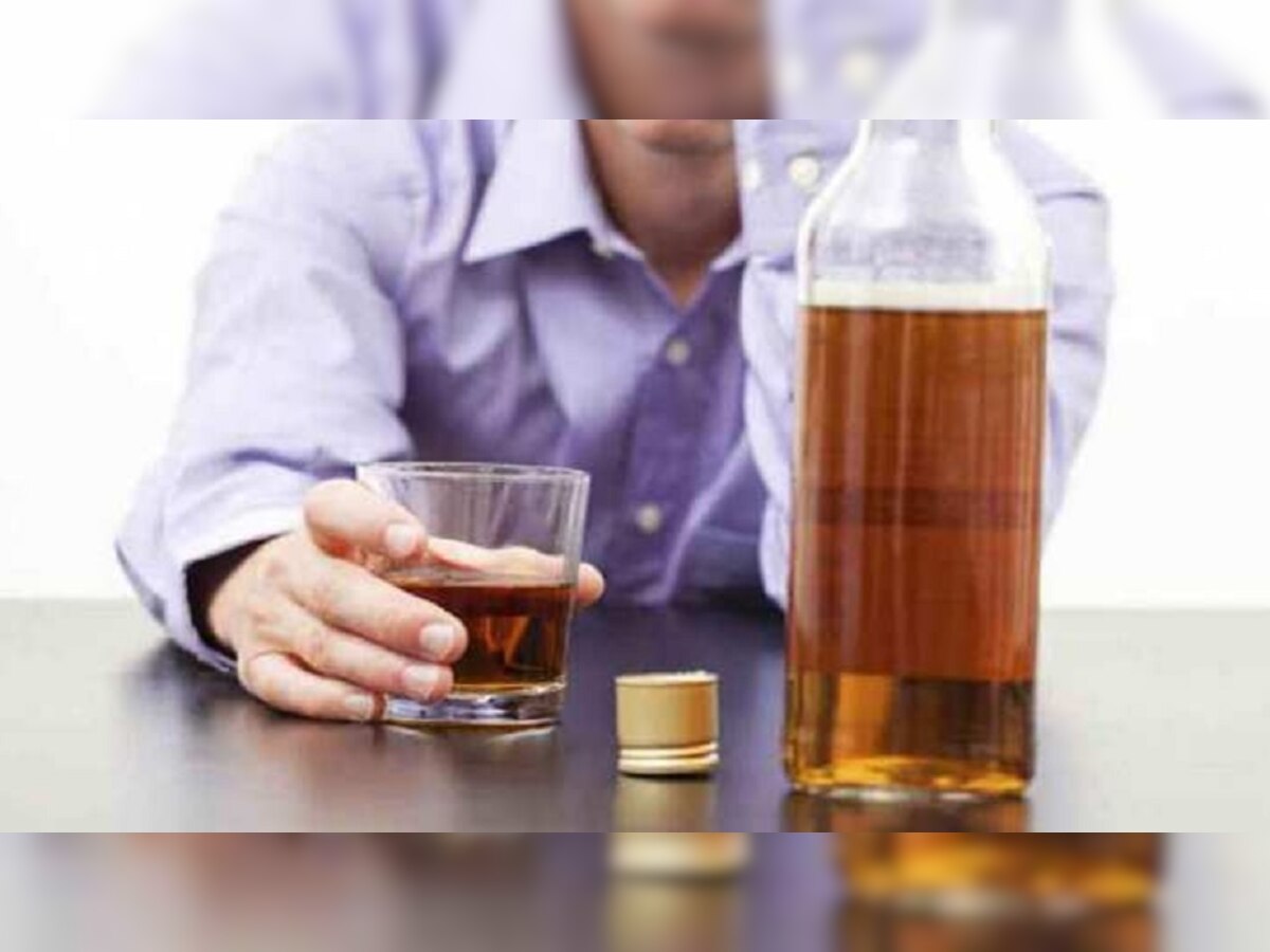 शराबबंदी कानून को लेकर बिहार में सियासत तेज.