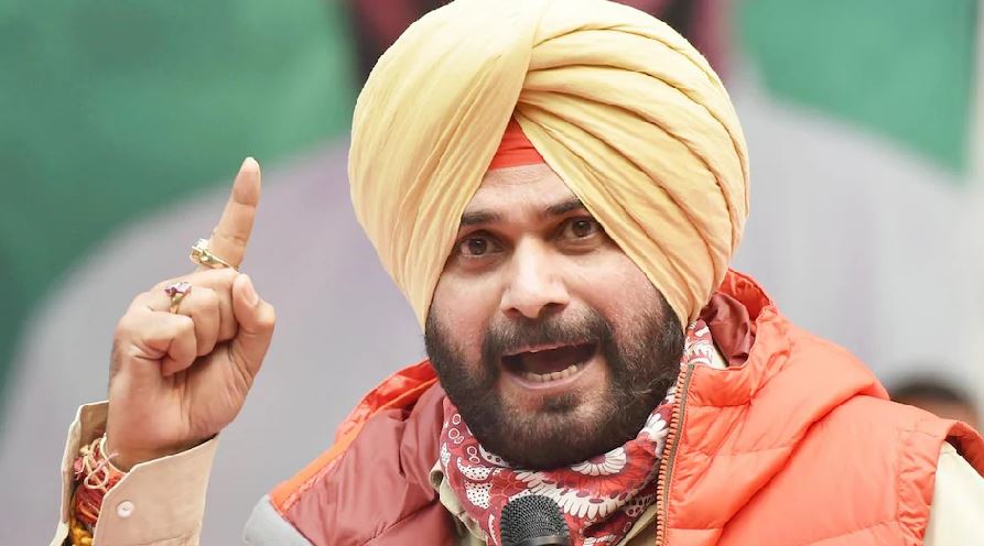 navjot singh siddhu attacks punjab congress threatened to fast unto death  to CM Channi | सिद्धू ने फिर बोला कांग्रेस पर हमला, सीएम चन्नी को दी आमरण  अनशन की धमकी | Hindi