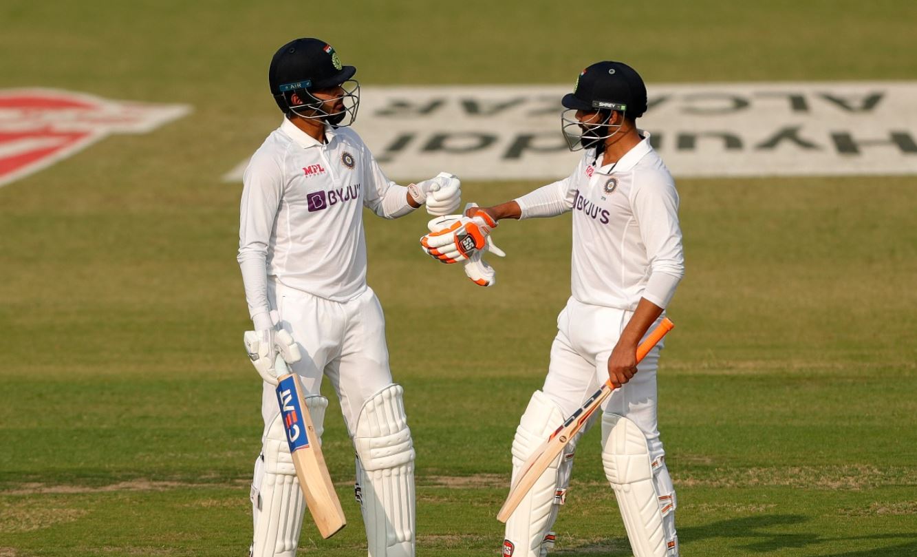 IND vs NZ Test india scored 345 runs in first inning due to shreyas