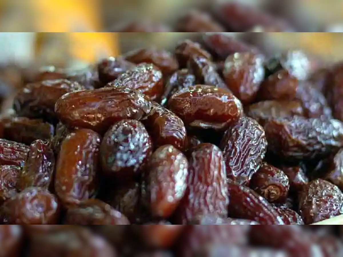 Benefits of Dates: रोज़ाना खजूर खाने से होंगे ये बड़े फायदे; पुरुषों के लिए है रामबाण