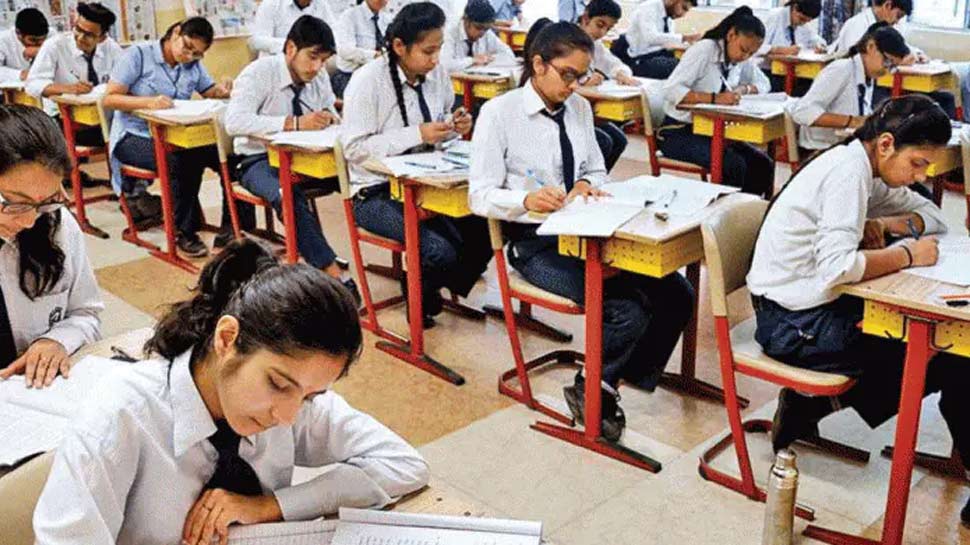 दिल्ली के शिक्षा मंत्री का ऐलान, इस तारीख से सभी क्लासेज के लिए दोबारा खुलेंगे स्कूल