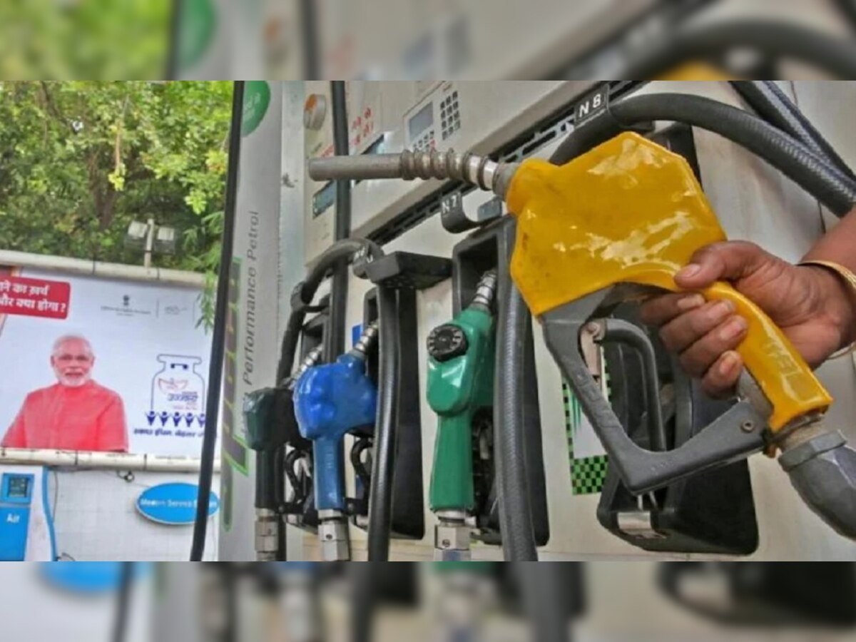 Petrol Diesel Price: महीने के आखिरी रविवार को जारी हुए पेट्रोल-डीजल के रेट, जानें UP के शहरों में क्या है तेल का भाव?