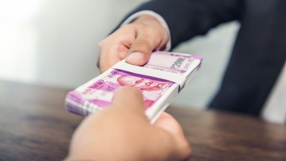 अब पेंशन की न लें टेंशन, करोड़पति बनकर होंगे रिटायर! हर महीने मिलेंगे 50,000 रुपये